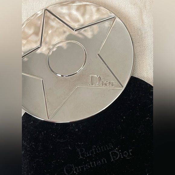 DIOR MIRROR W/POUCH✨CHRISTIAN DIOR PARFUMS✨HAS WEIGHT TO IT✨NEW - Picture 5 of 7